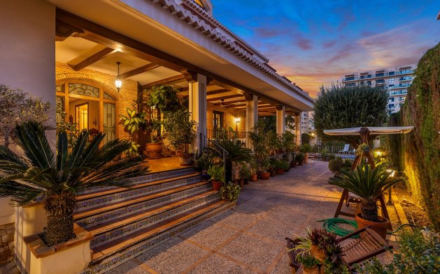 Resale - Villa - Torrevieja - La Veleta