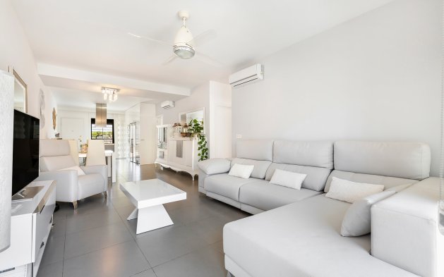 Resale - Apartment / flat - Pilar de la Horadada - Torre de la Horadada