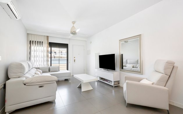 Resale - Apartment / flat - Pilar de la Horadada - Torre de la Horadada