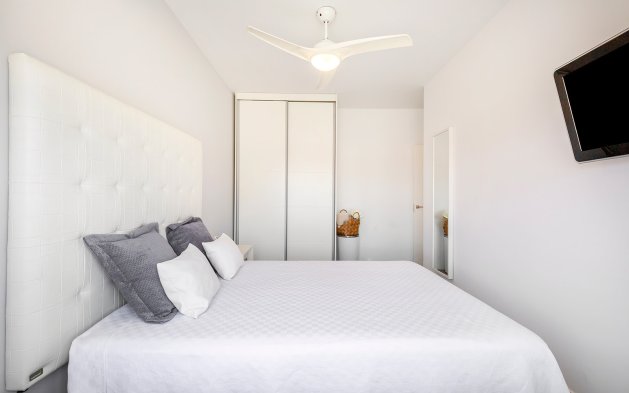 Resale - Apartment / flat - Pilar de la Horadada - Torre de la Horadada