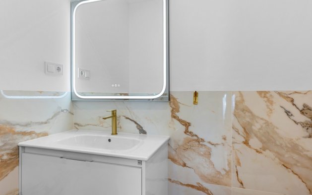 Resale - Apartment / flat - Orihuela Costa - Punta Prima