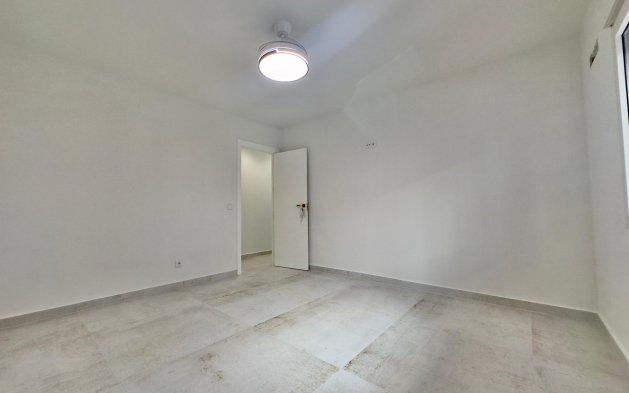 Begagnad - Lägenhet / lägenhet - Torrevieja - El Acequión - Los Náufragos