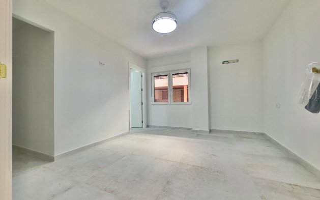 Begagnad - Lägenhet / lägenhet - Torrevieja - El Acequión - Los Náufragos