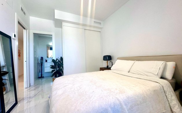 Resale - Apartment / flat - Orihuela Costa - PAU 8
