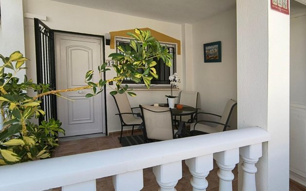 Videresalg - Tosidig - Orihuela - Urbanización Perla del Mar