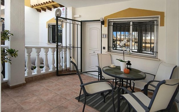 Videresalg - Tosidig - Orihuela - Urbanización Perla del Mar