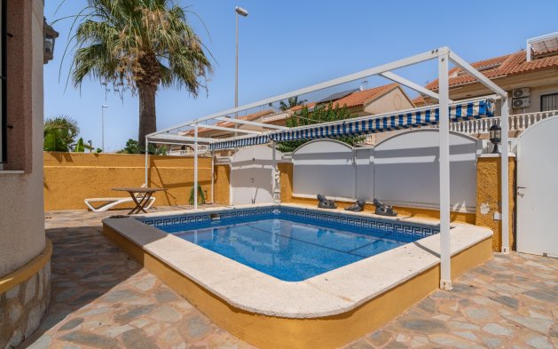 Resale - Villa - Pilar de la Horadada - Torre de la Horadada