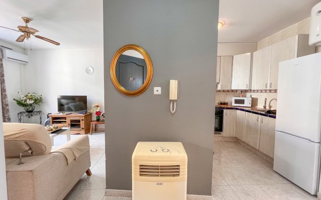 Resale - Apartment / flat - San Miguel de Salinas
