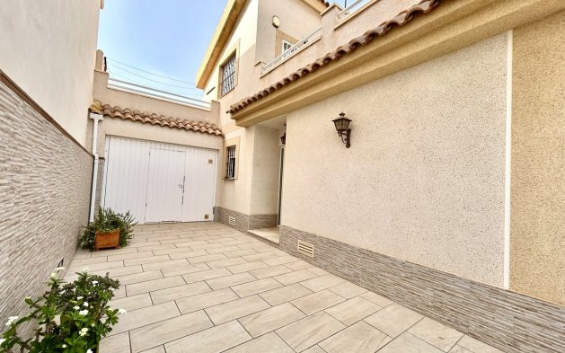 Resale - Townhouse - Pilar de la Horadada - Torre de la Horadada