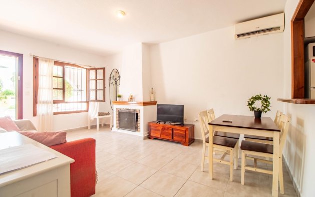 Resale - Bungalow - Torrevieja - Torrelamata - La Mata