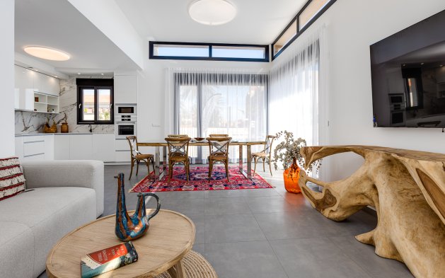 Obra nueva - Adosado - Torrevieja