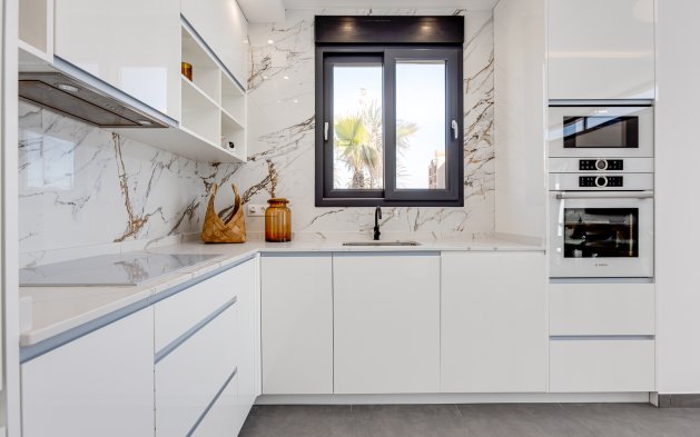 Obra nueva - Adosado - Torrevieja