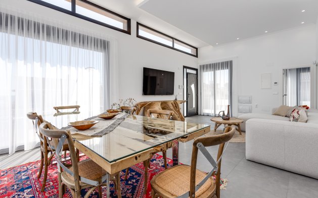 Obra nueva - Adosado - Torrevieja