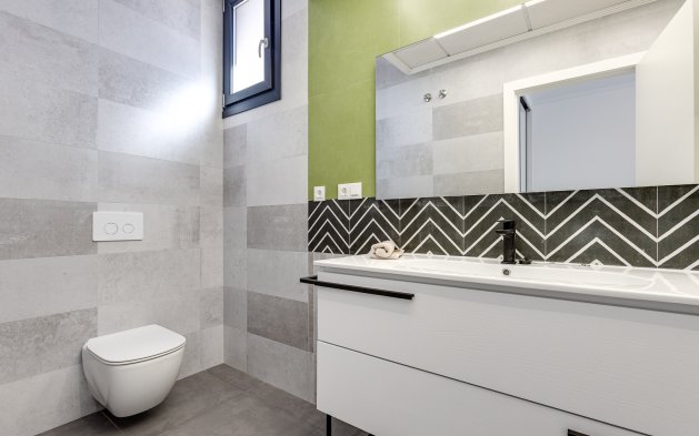 Obra nueva - Adosado - Torrevieja