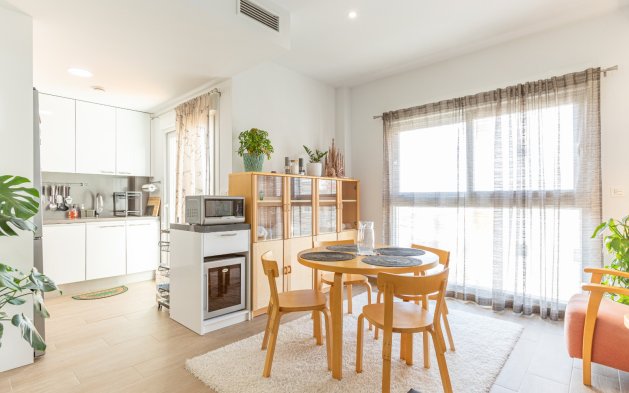 Resale - Apartment / flat - Torrevieja - Nueva Torrevieja