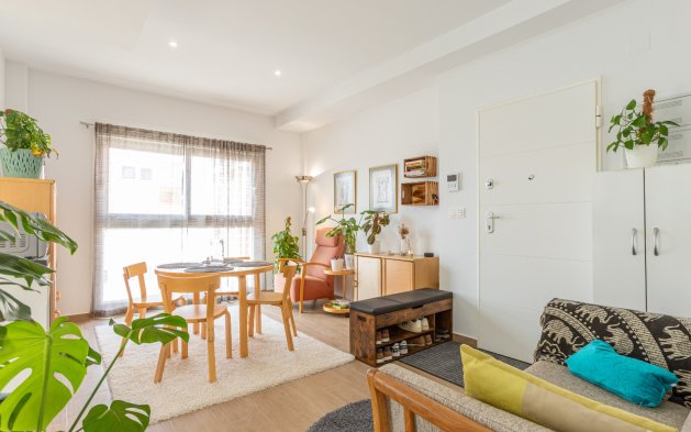 Resale - Apartment / flat - Torrevieja - Nueva Torrevieja