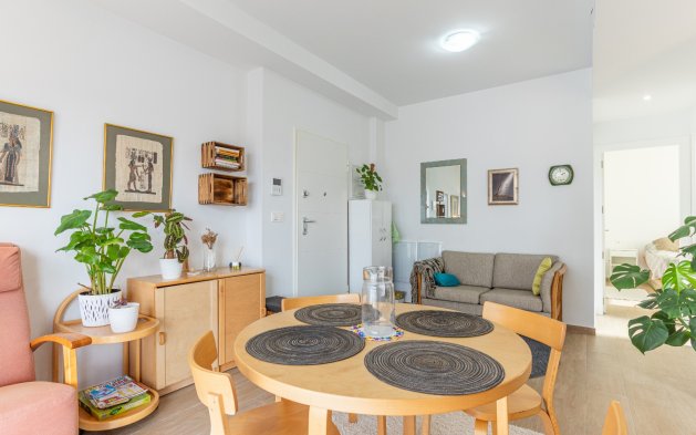 Resale - Apartment / flat - Torrevieja - Nueva Torrevieja