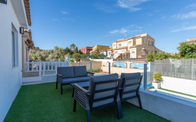 Resale - Villa - Torrevieja - Los Balcones - Los Altos 