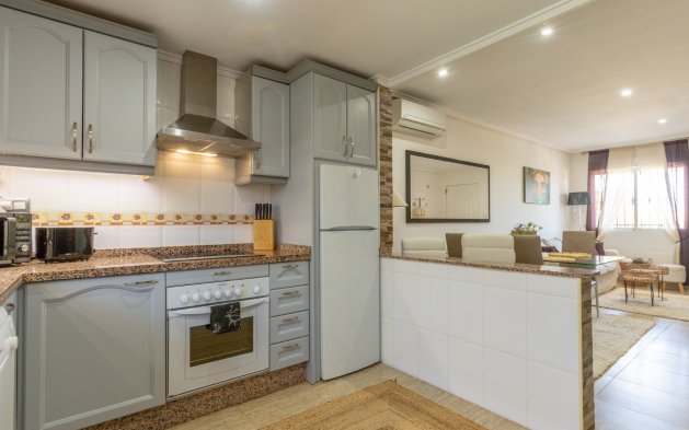 Resale - Bungalow - Orihuela Costa - Villamartín