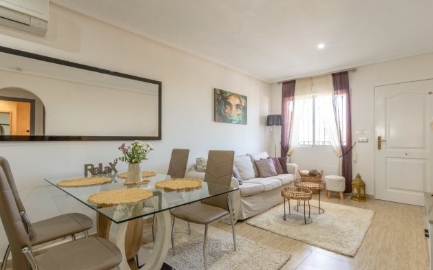 Resale - Bungalow - Orihuela Costa - Villamartín