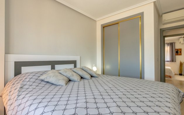 Resale - Bungalow - Orihuela Costa - Villamartín