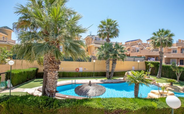 Resale - Bungalow - Orihuela Costa - Villamartín