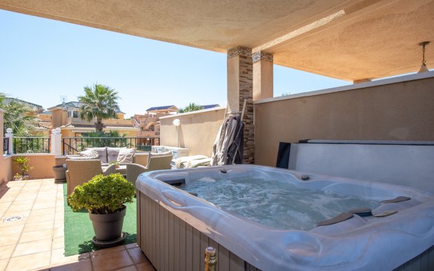 Resale - Bungalow - Orihuela Costa - Villamartín