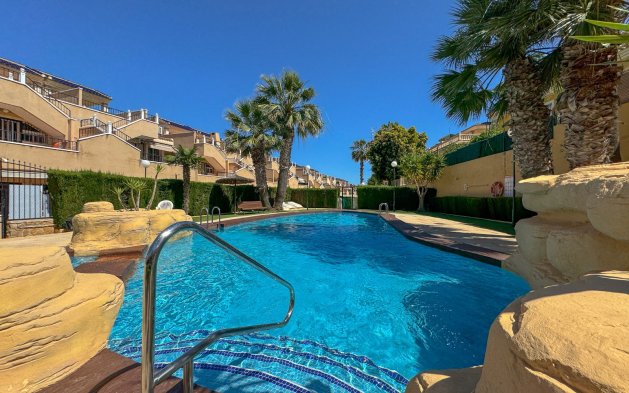 Resale - Bungalow - Orihuela Costa - Villamartín