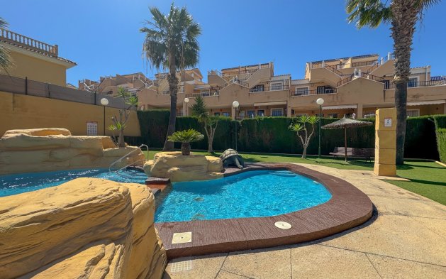 Resale - Bungalow - Orihuela Costa - Villamartín