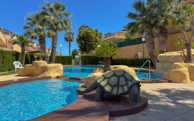 Resale - Bungalow - Orihuela Costa - Villamartín