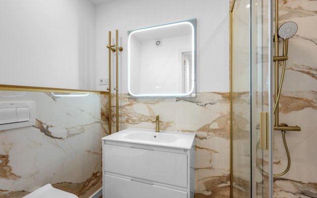 Resale - Apartment / flat - Torrevieja - Punta Prima