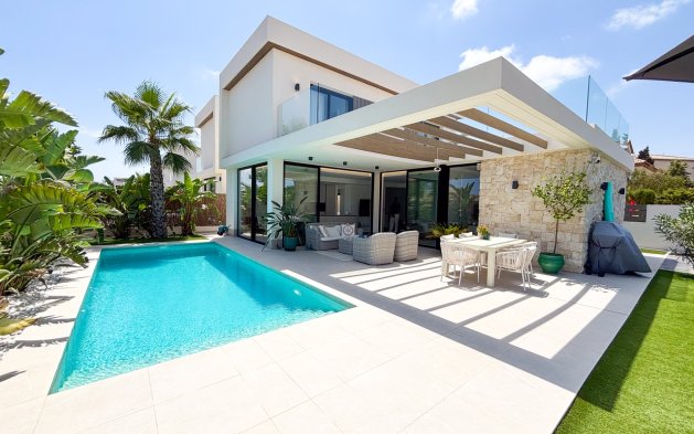 Resale - Villa - Orihuela Costa - Cabo Roig