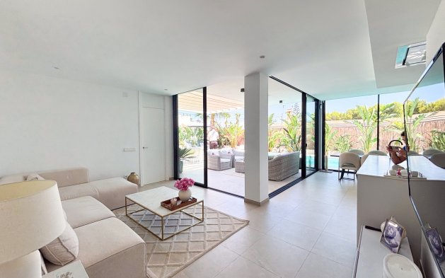 Resale - Villa - Orihuela Costa - Cabo Roig