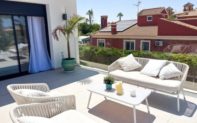 Resale - Villa - Orihuela Costa - Cabo Roig