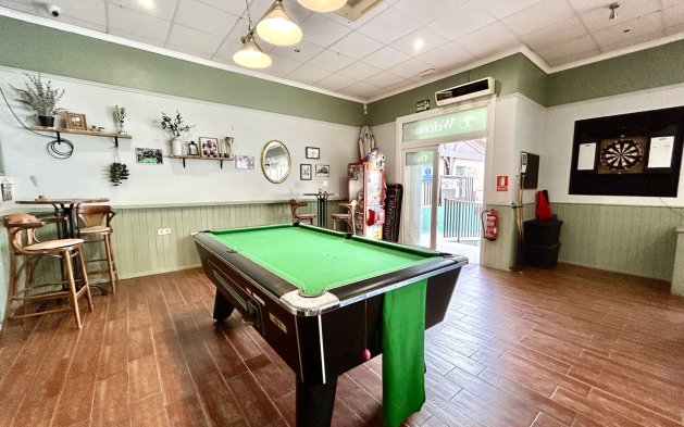 Resale - Local comercial - Orihuela Costa - Villamartín