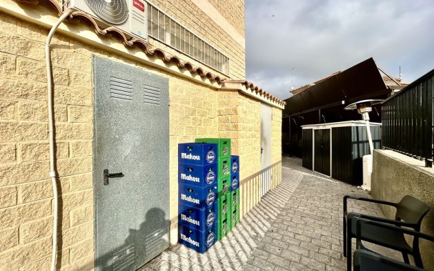 Resale - Local comercial - Orihuela Costa - Villamartín