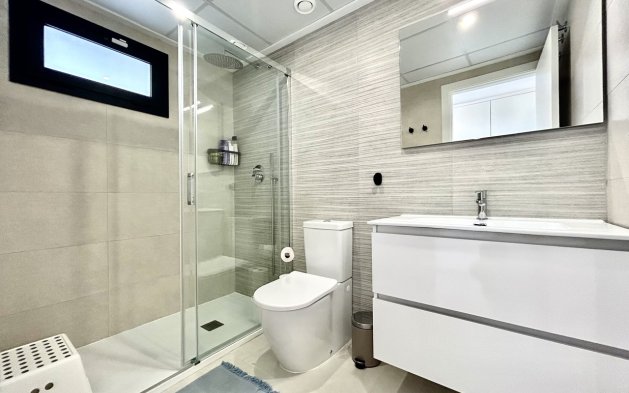 Resale - Apartment / flat - Orihuela Costa - Los Dolses