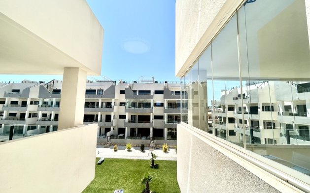 Resale - Apartment / flat - Orihuela Costa - Los Dolses