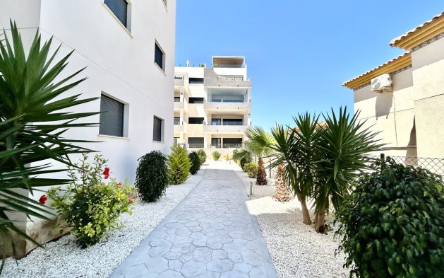 Resale - Apartment / flat - Orihuela Costa - Los Dolses