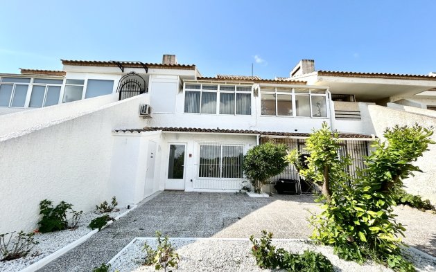 Resale - Apartment / flat - Orihuela Costa - Villamartín