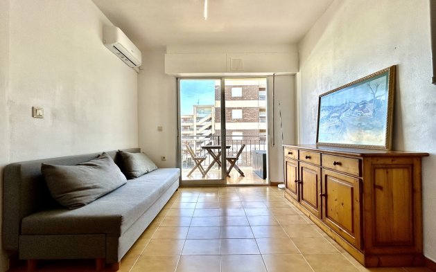 Reventa - Apartamento / piso - Torrevieja