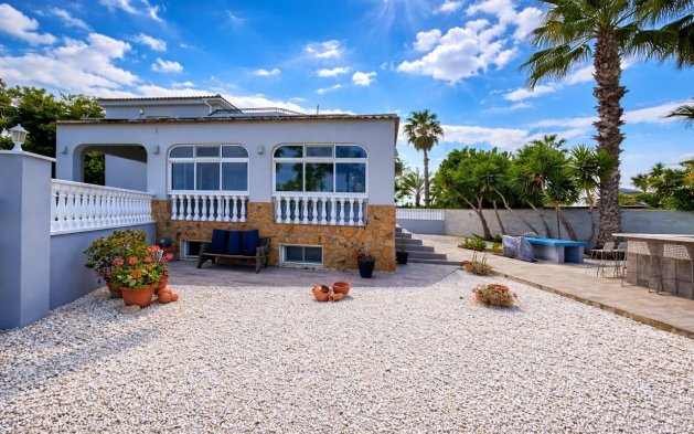 Resale - Villa - Catral