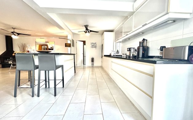 Resale - Villa - Catral