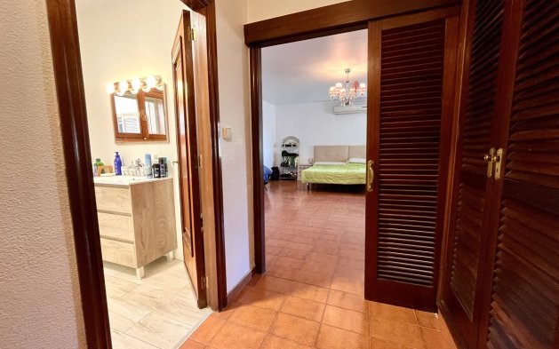 Resale - Villa - La Nucía