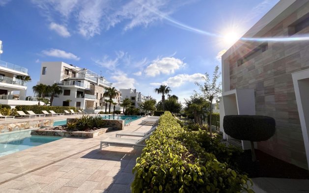 Reventa - Villa - Orihuela Costa - Los Dolses