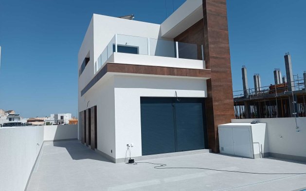 Obra nueva - detached - Daya Nueva