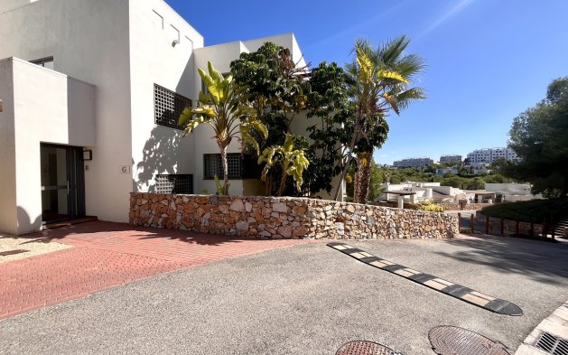 Odsprzedaż - Mieszkanie w bloku - Orihuela Costa - Las Colinas Golf Resort