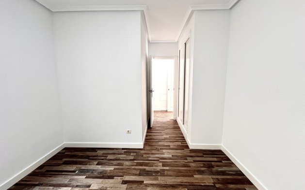 Resale - Apartment / flat - San Miguel de Salinas