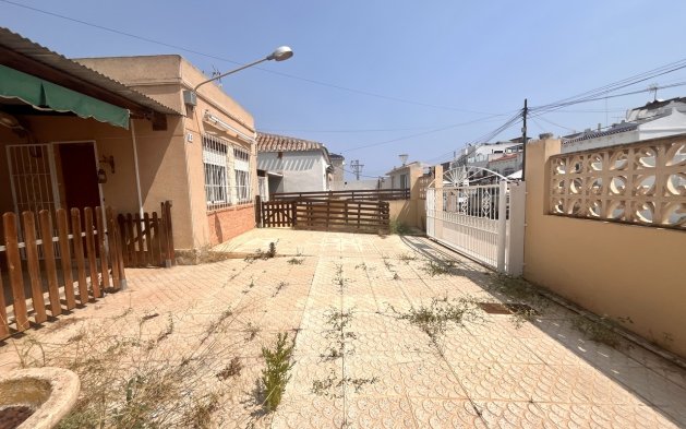 Videresalg - Parcela - San Miguel de Salinas