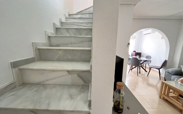 Reventa - Duplex - Jerónimo y Avileses - Avileses